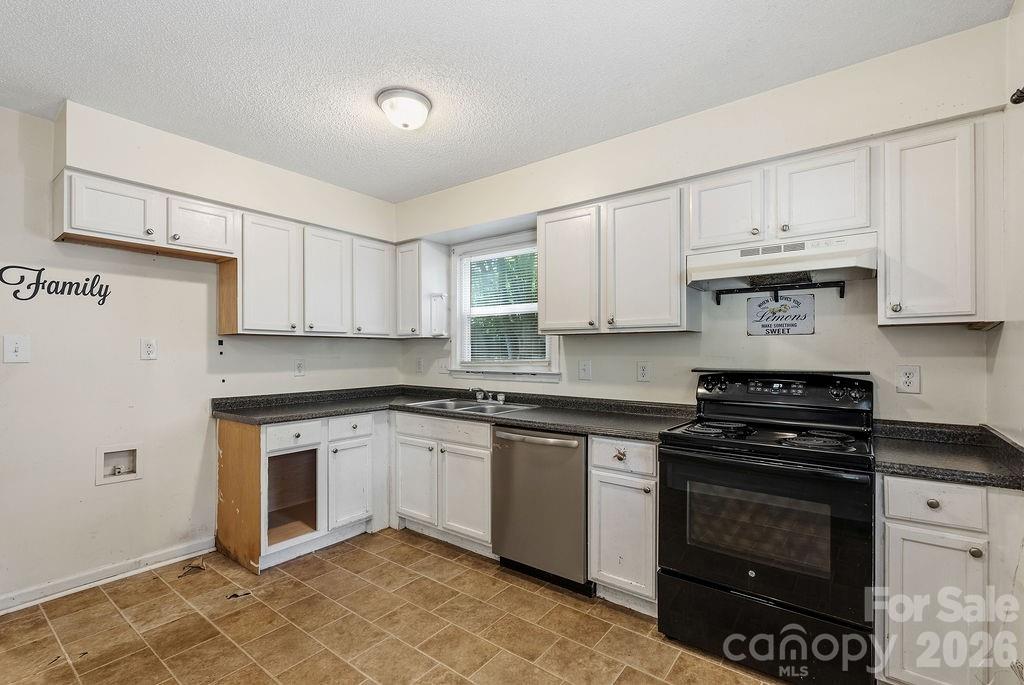 6719 Raeburn Lane Charlotte NC 28227