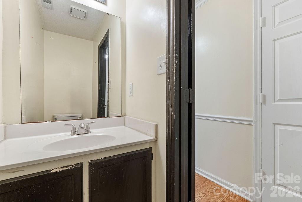 6719 Raeburn Lane Charlotte NC 28227