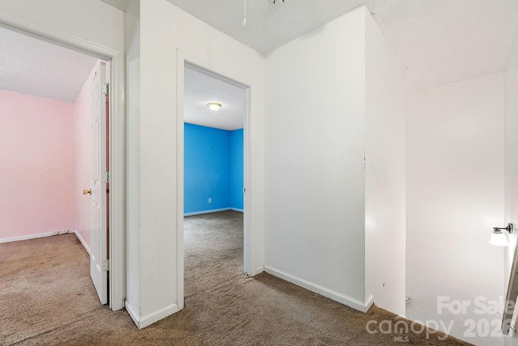 6719 Raeburn Lane Charlotte NC 28227