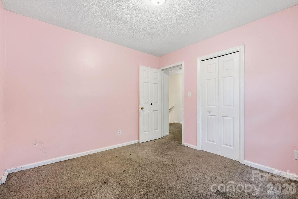 6719 Raeburn Lane Charlotte NC 28227