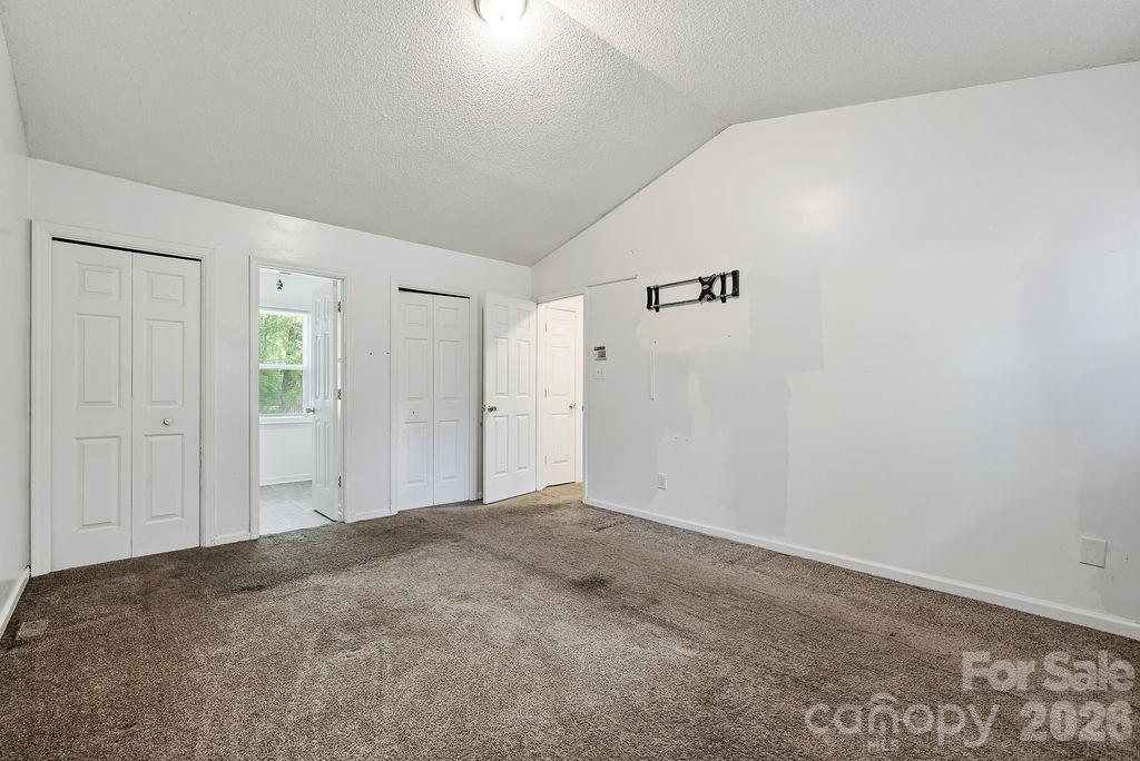 6719 Raeburn Lane Charlotte NC 28227