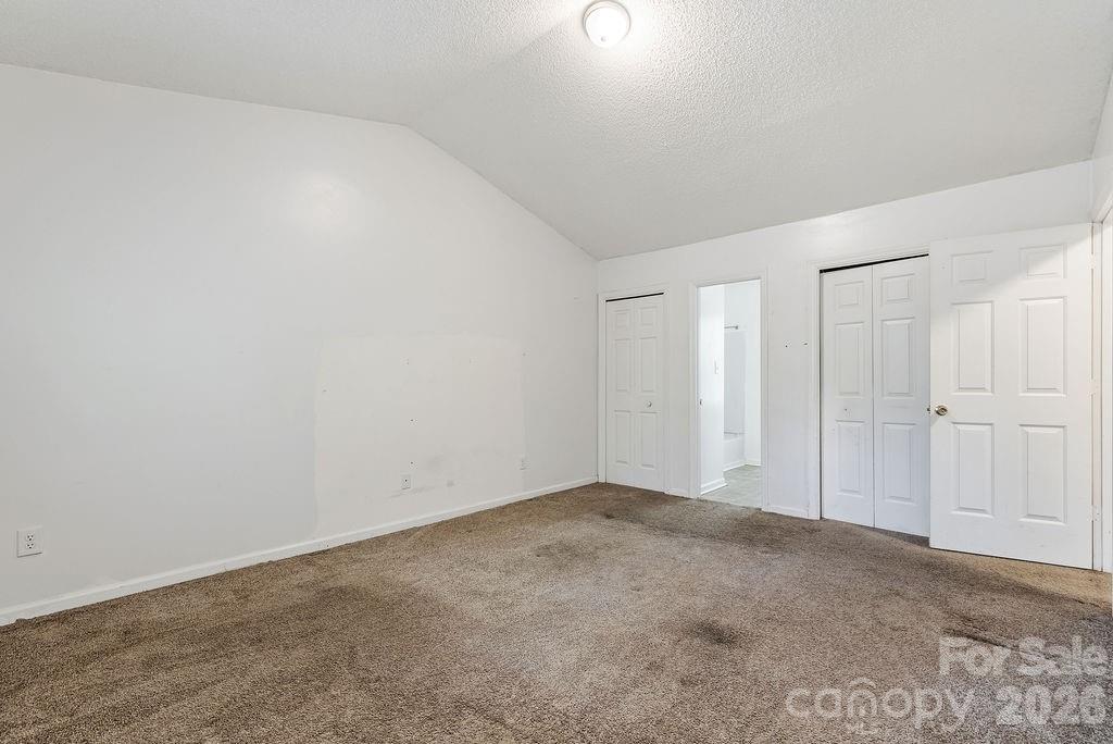 6719 Raeburn Lane Charlotte NC 28227