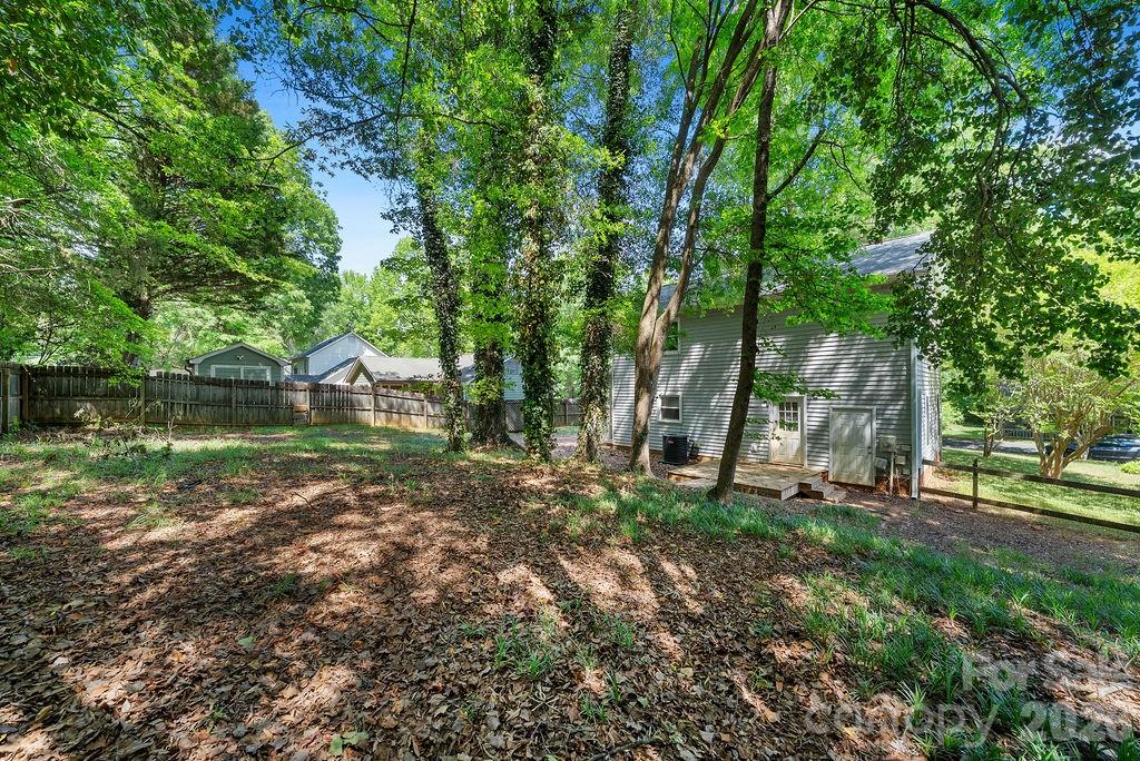 6719 Raeburn Lane Charlotte NC 28227
