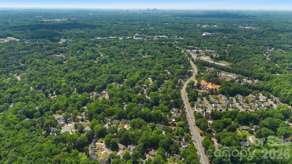6719 Raeburn Lane Charlotte NC 28227