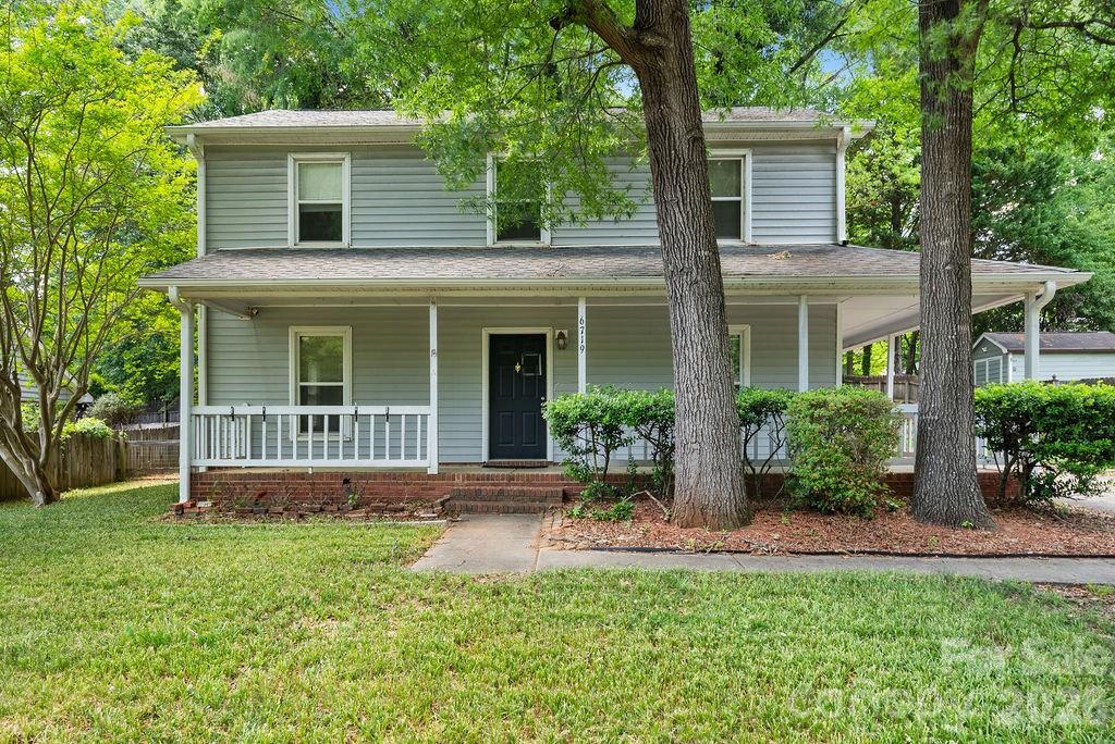 6719 Raeburn Lane Charlotte NC 28227