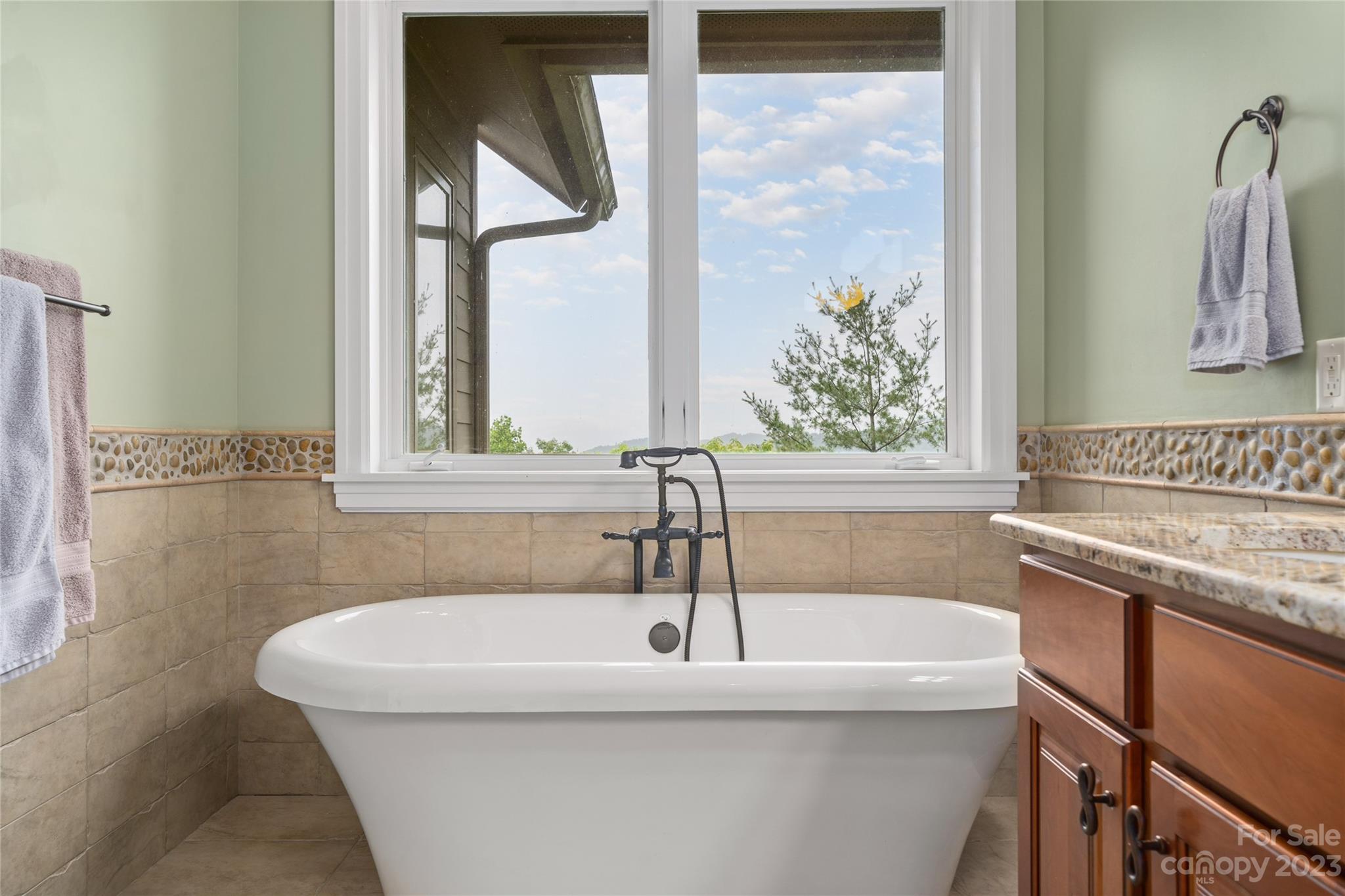 121 Fortress Ridge Weaverville NC 28787