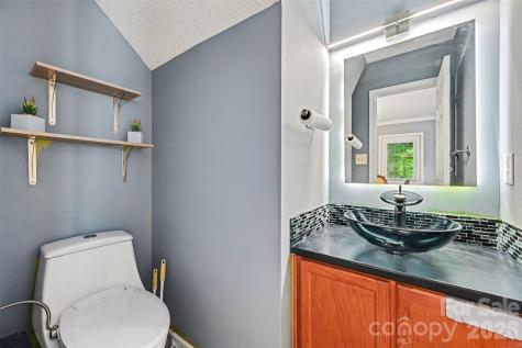 5846 Hewitt Drive Charlotte NC 28269