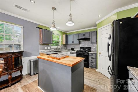 5846 Hewitt Drive Charlotte NC 28269