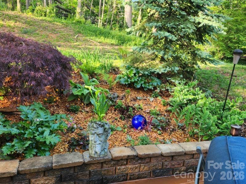 17 Marlwood Court Asheville NC 28804