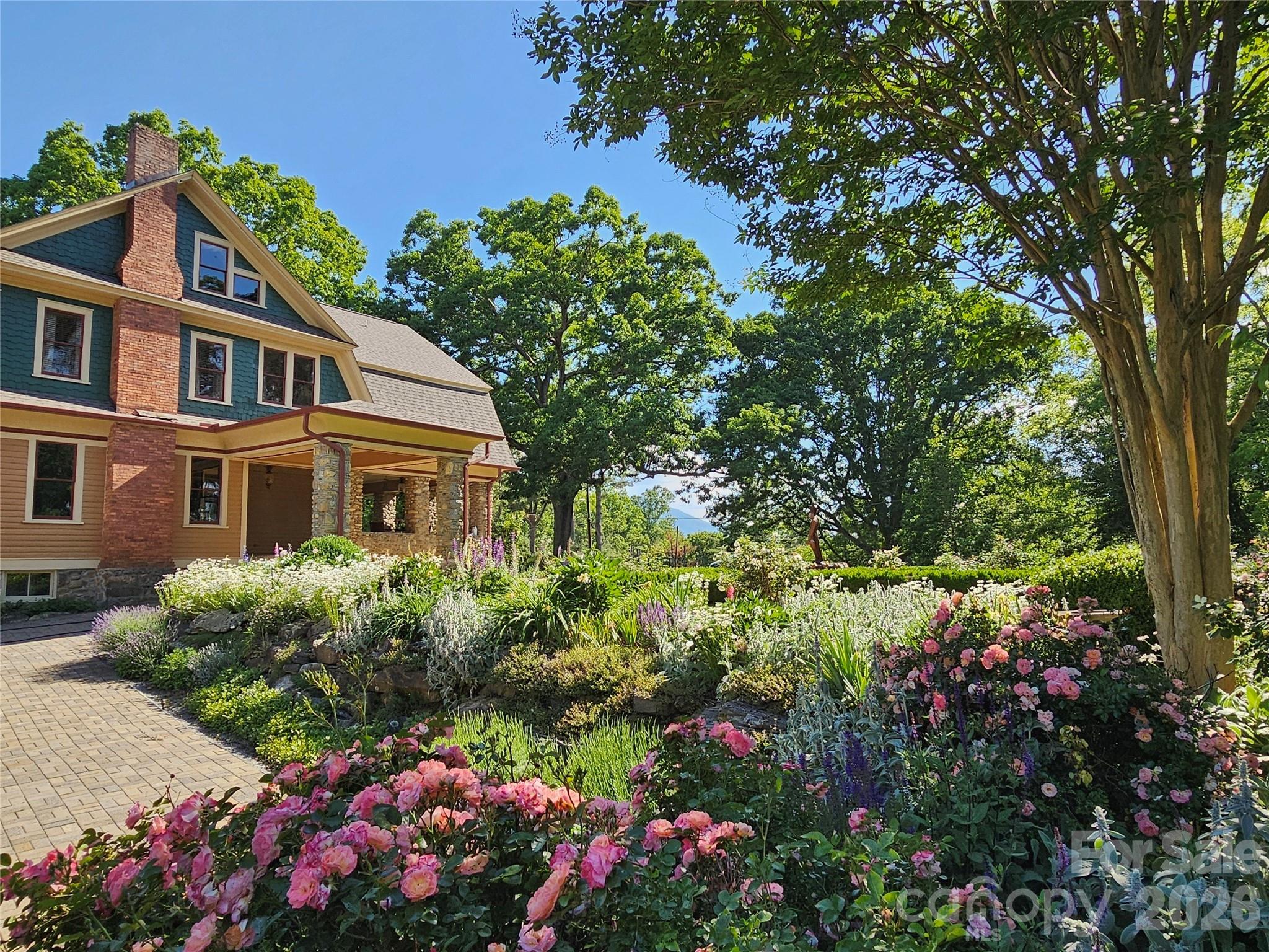 129 Woolsey Heights Waynesville NC 28786