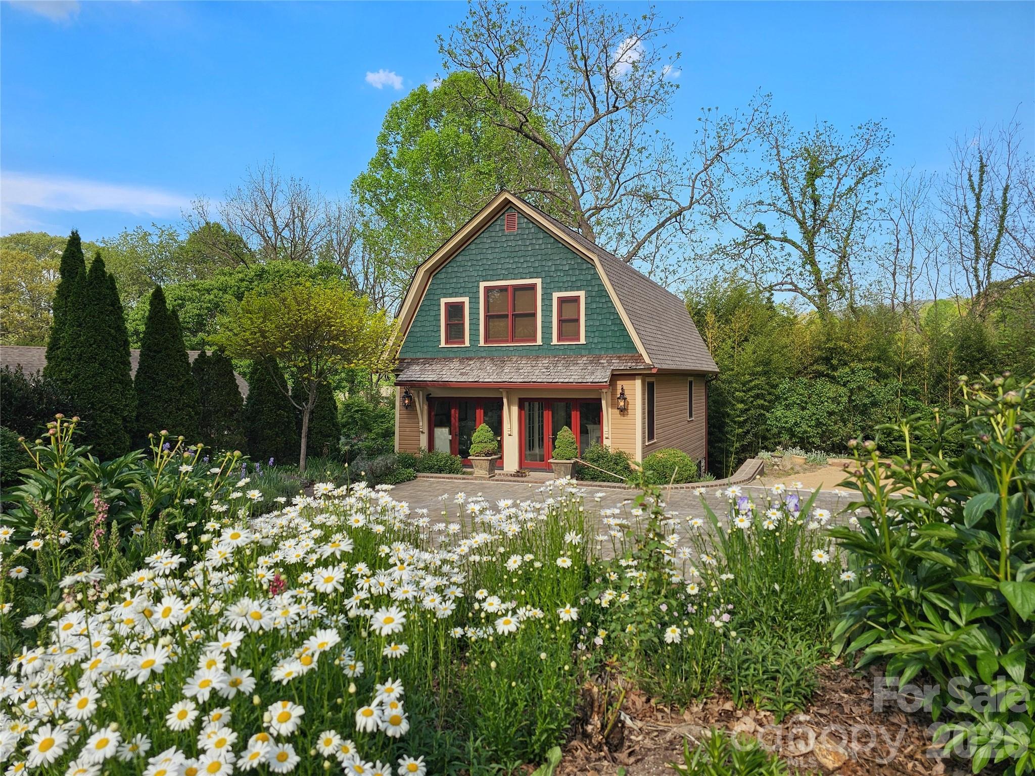 129 Woolsey Heights Waynesville NC 28786
