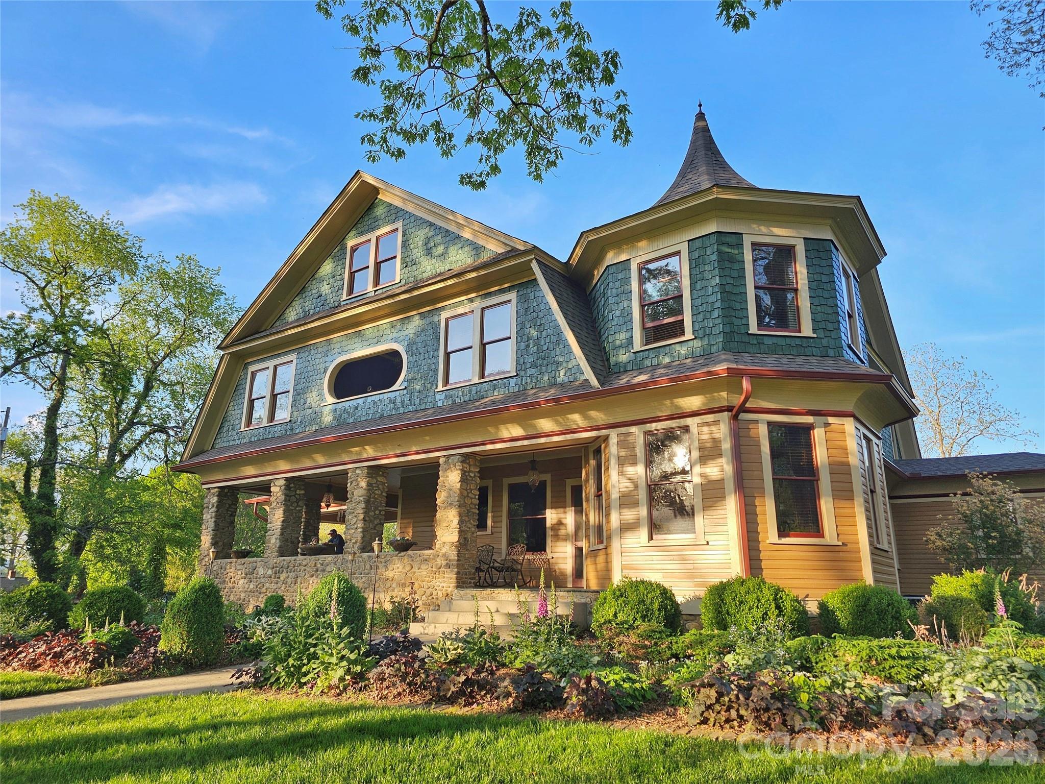 129 Woolsey Heights Waynesville NC 28786