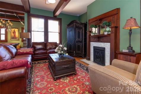 129 Woolsey Heights Waynesville NC 28786