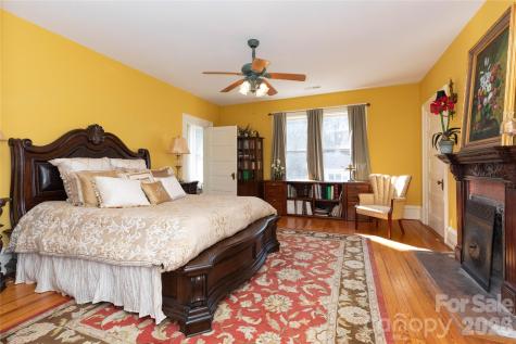 129 Woolsey Heights Waynesville NC 28786