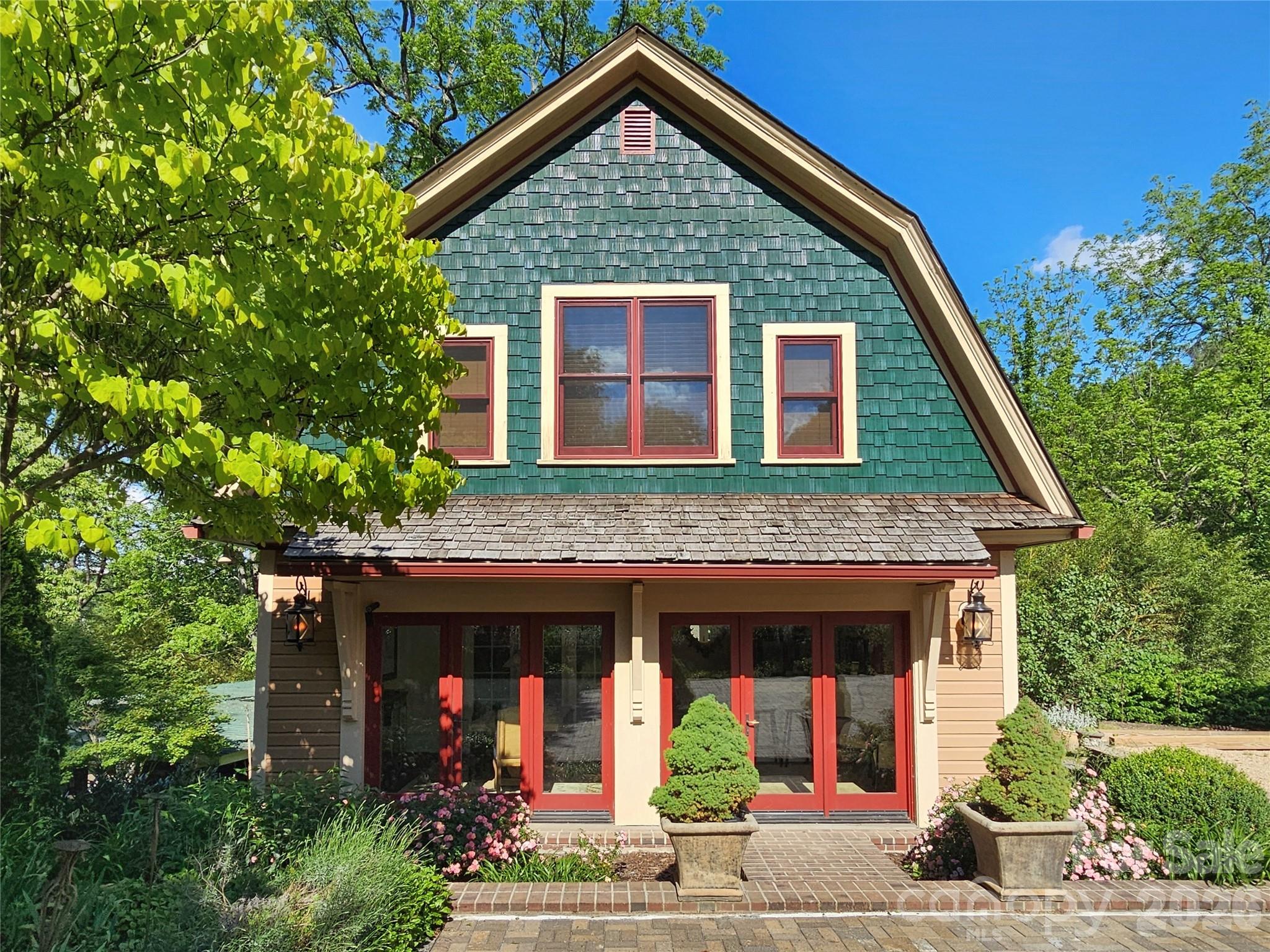 129 Woolsey Heights Waynesville NC 28786