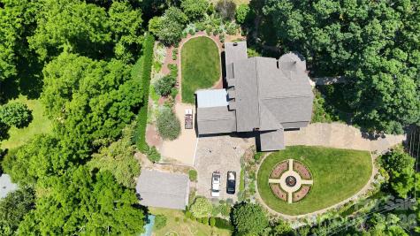 129 Woolsey Heights Waynesville NC 28786