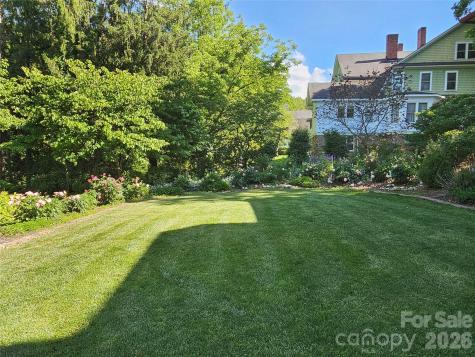 129 Woolsey Heights Waynesville NC 28786