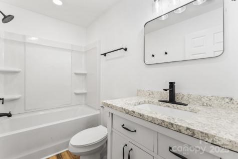 1050 Barnett Drive Kings Mountain NC 28086