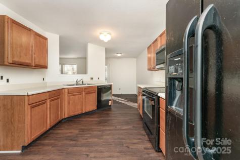 7601 Eben Drive Charlotte NC 28269