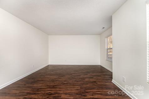 7601 Eben Drive Charlotte NC 28269