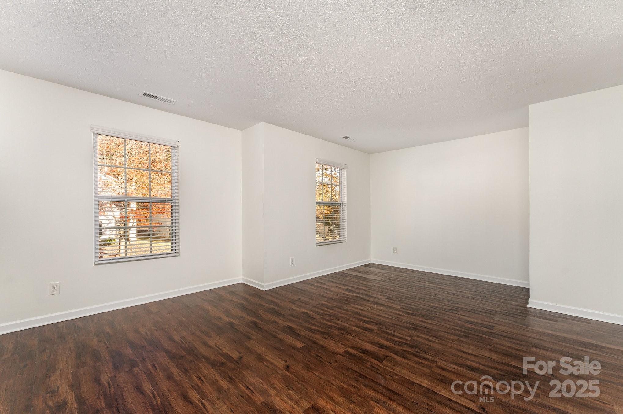 7601 Eben Drive Charlotte NC 28269