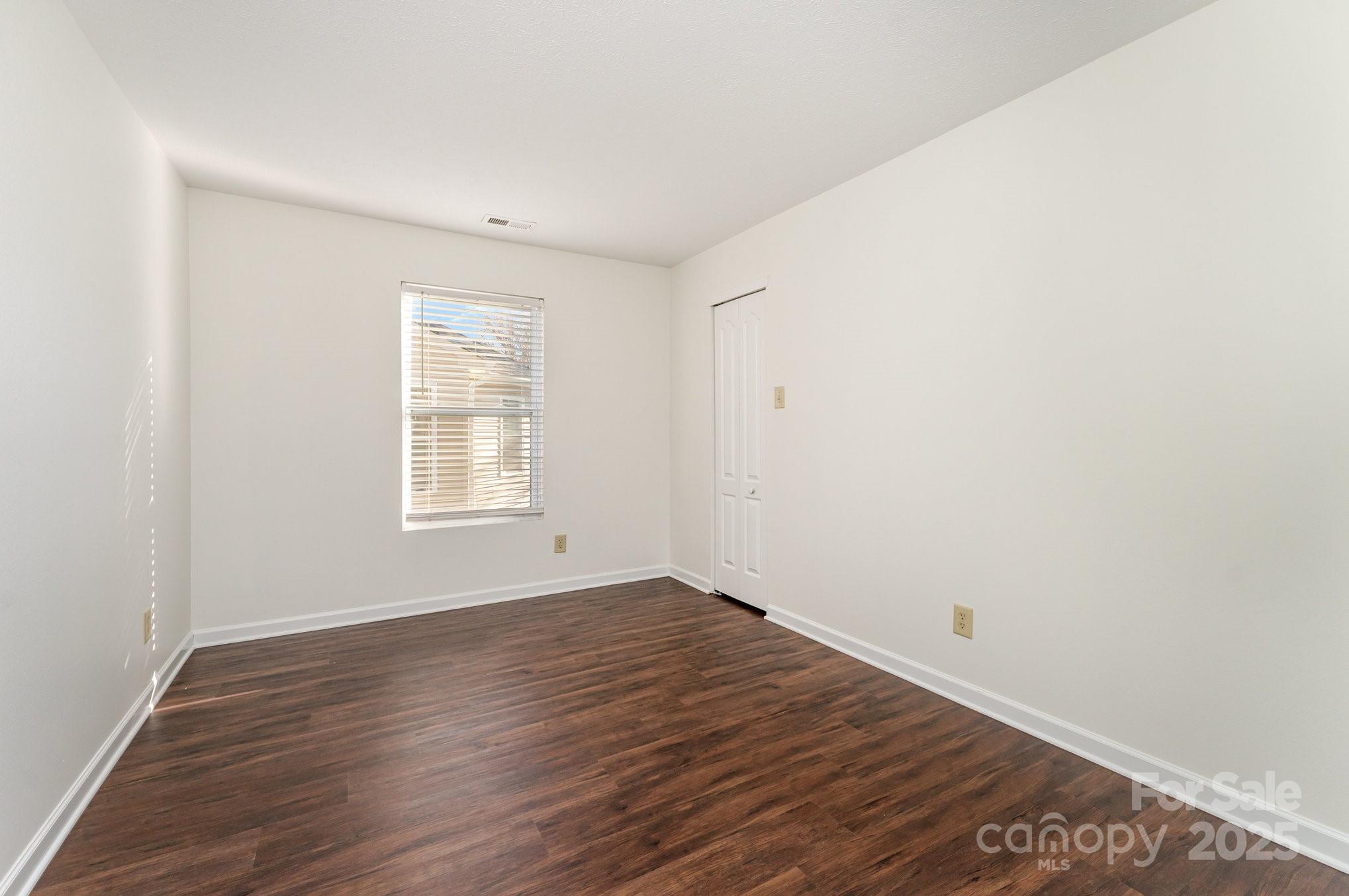 7601 Eben Drive Charlotte NC 28269