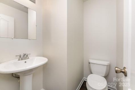 7601 Eben Drive Charlotte NC 28269