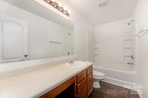 7601 Eben Drive Charlotte NC 28269