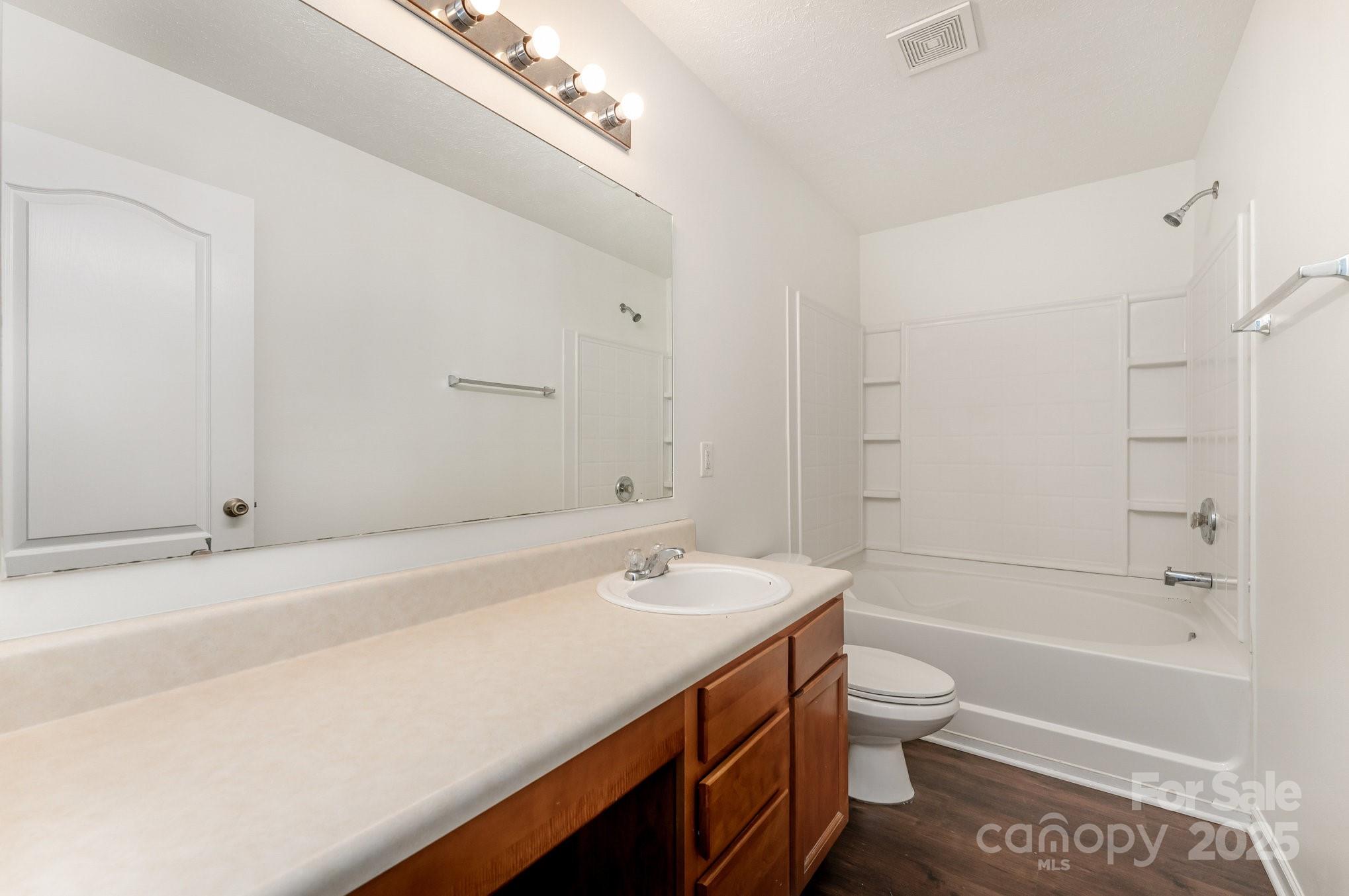 7601 Eben Drive Charlotte NC 28269