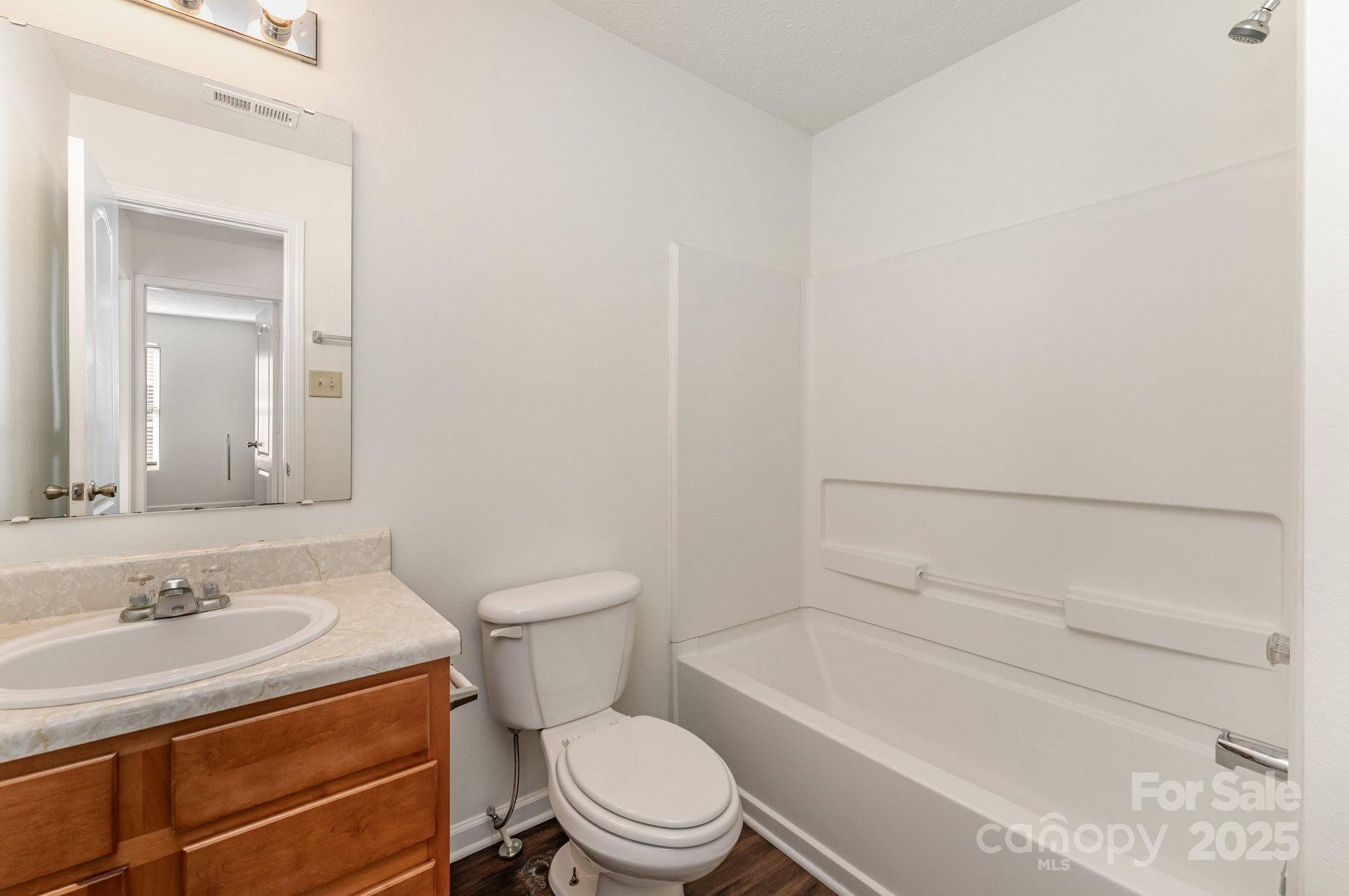 7601 Eben Drive Charlotte NC 28269