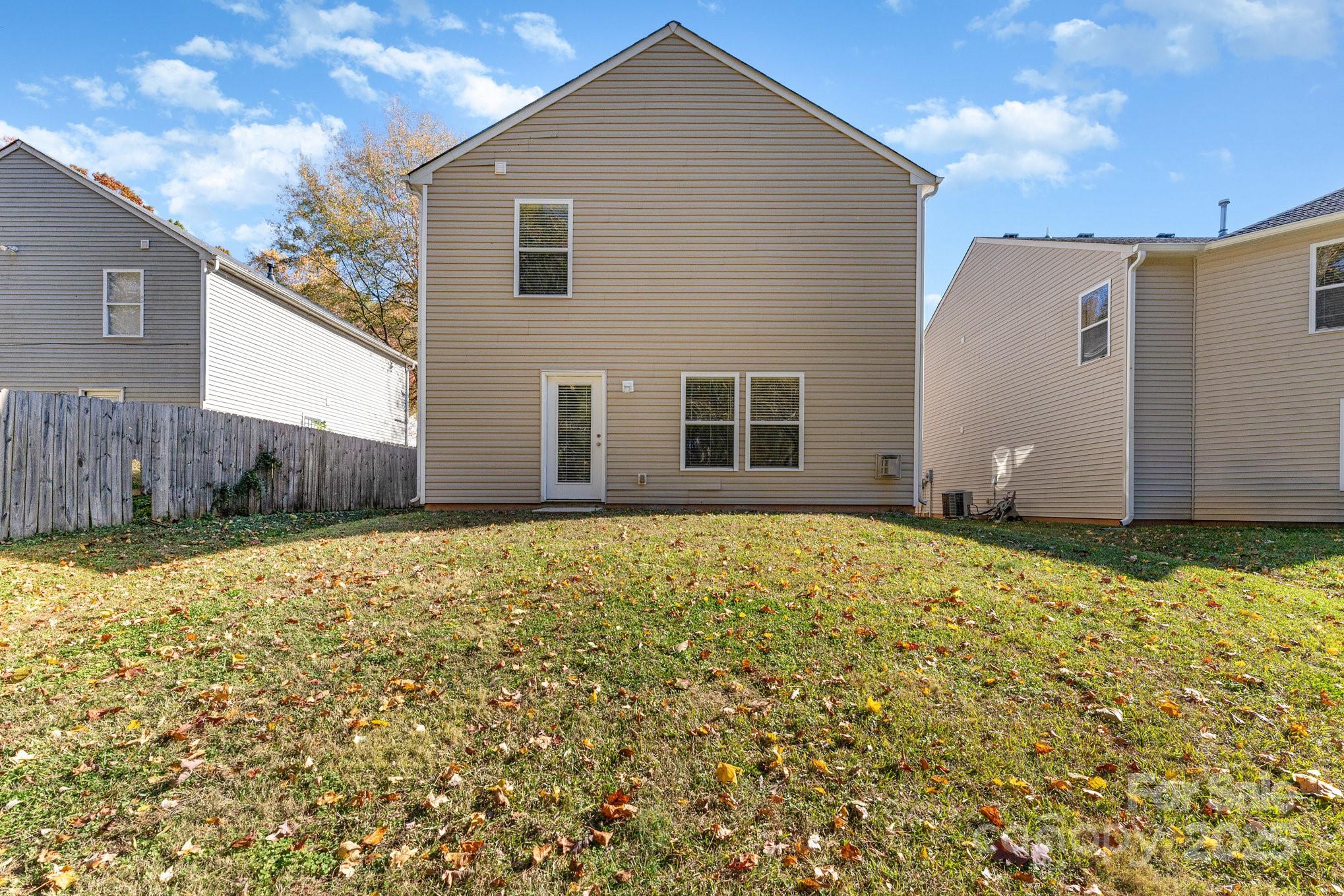 7601 Eben Drive Charlotte NC 28269
