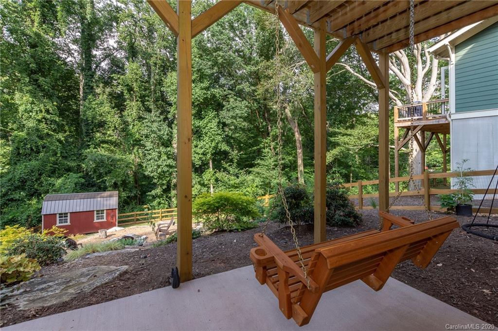 46 Hibriten Drive Asheville NC 28801