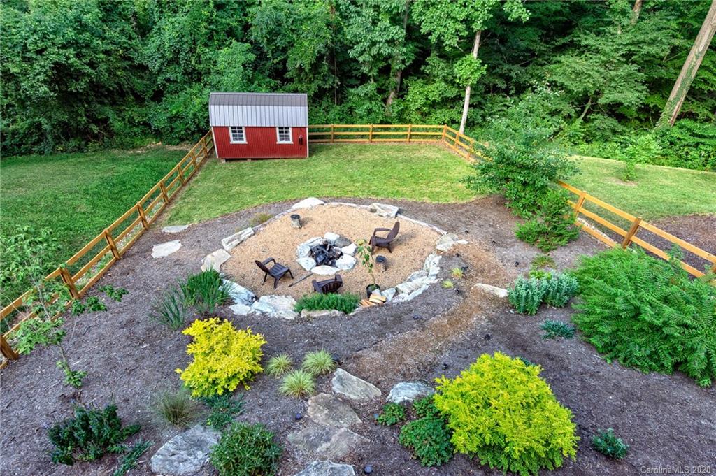 46 Hibriten Drive Asheville NC 28801
