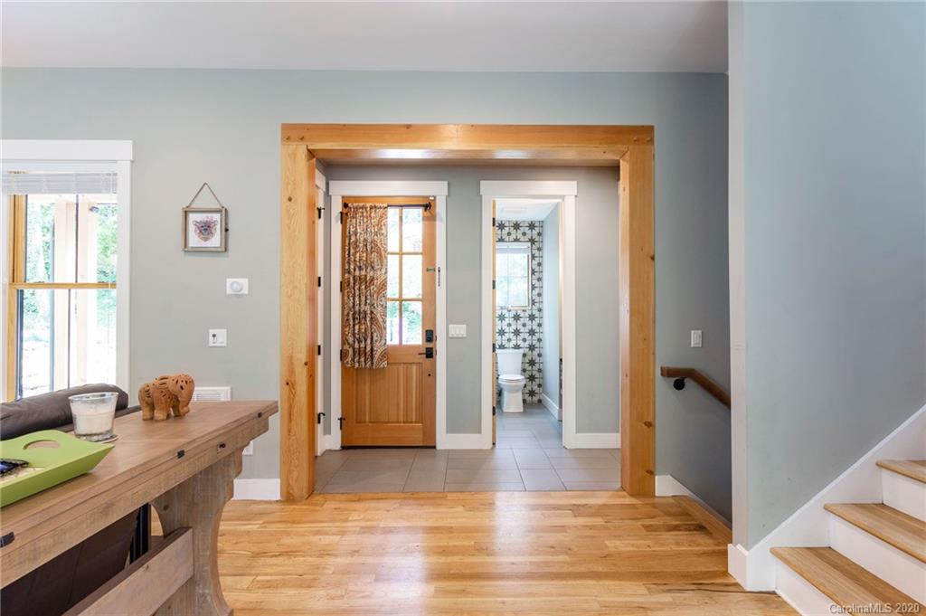 46 Hibriten Drive Asheville NC 28801