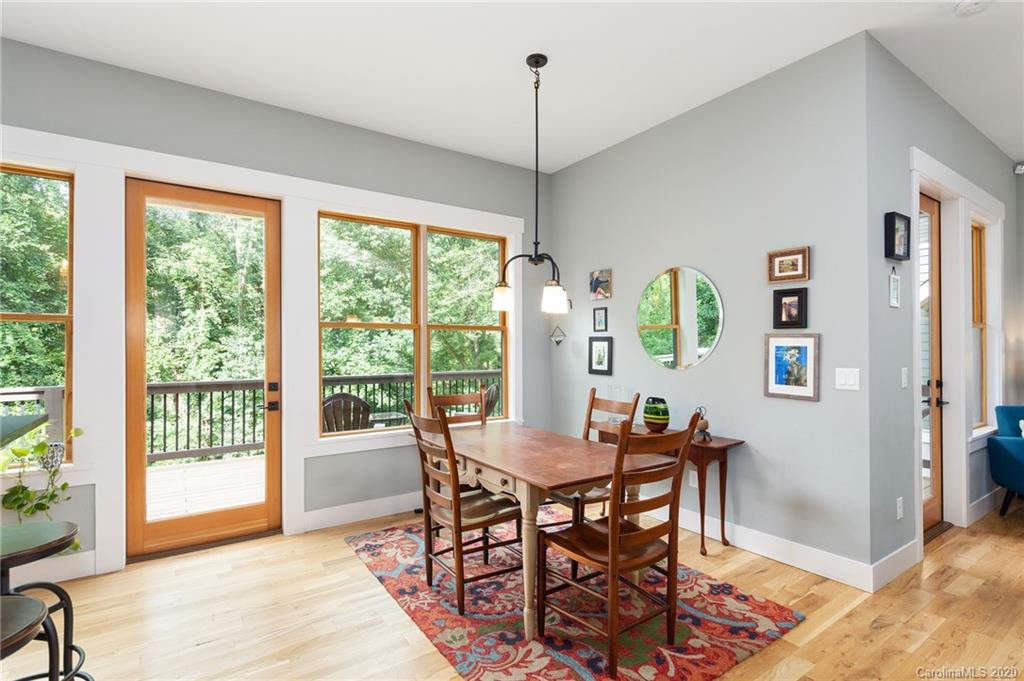 46 Hibriten Drive Asheville NC 28801