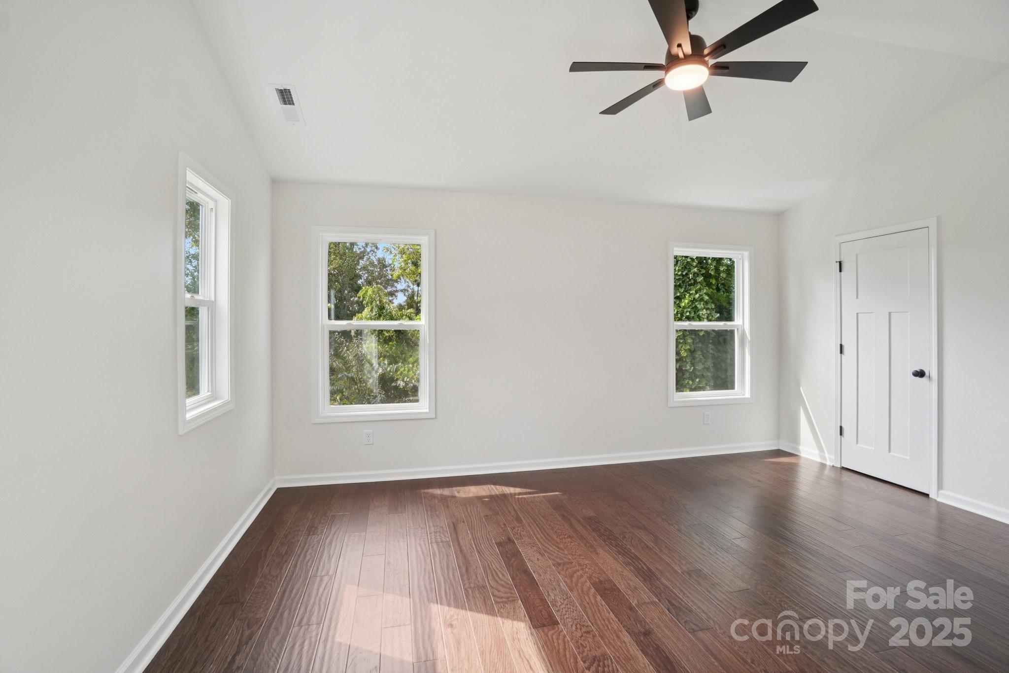 19 White Avenue Asheville NC 28803