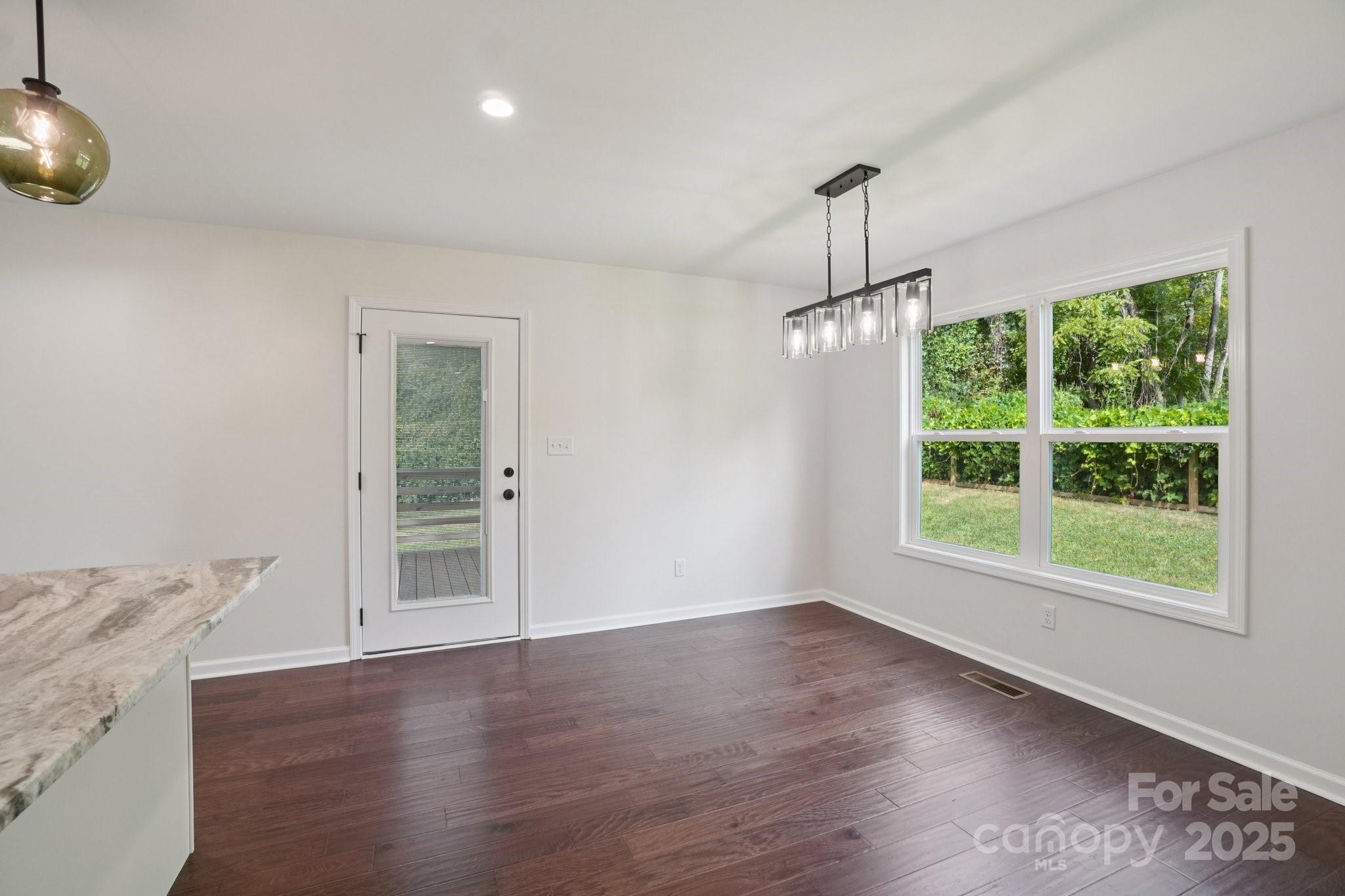 19 White Avenue Asheville NC 28803