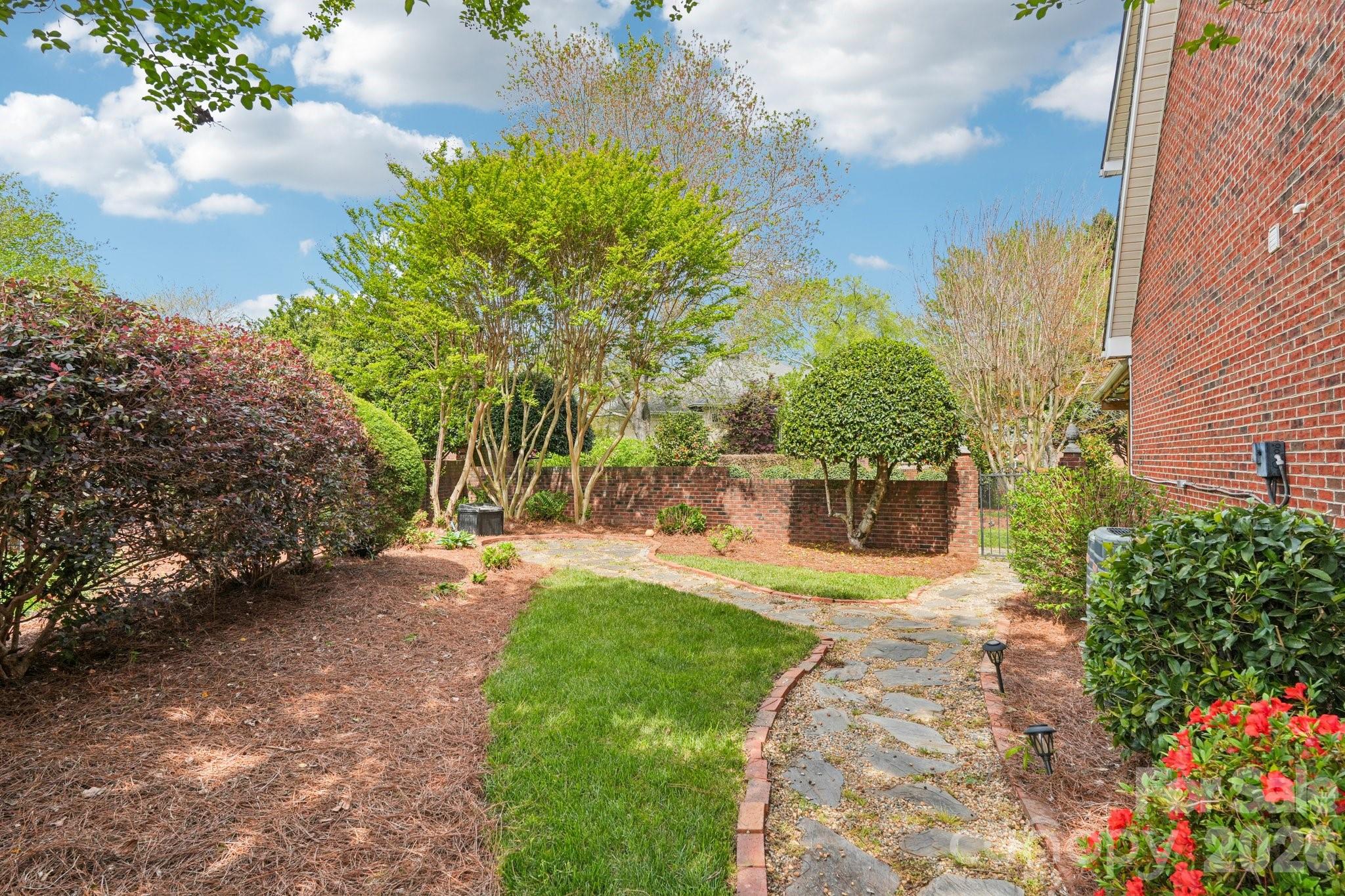 2005 Pinefield Court Gastonia NC 28056
