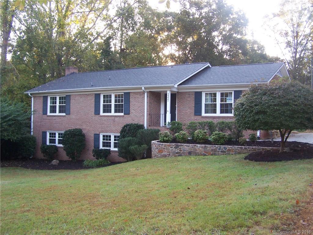 1307 E Barden Road Charlotte NC 28226