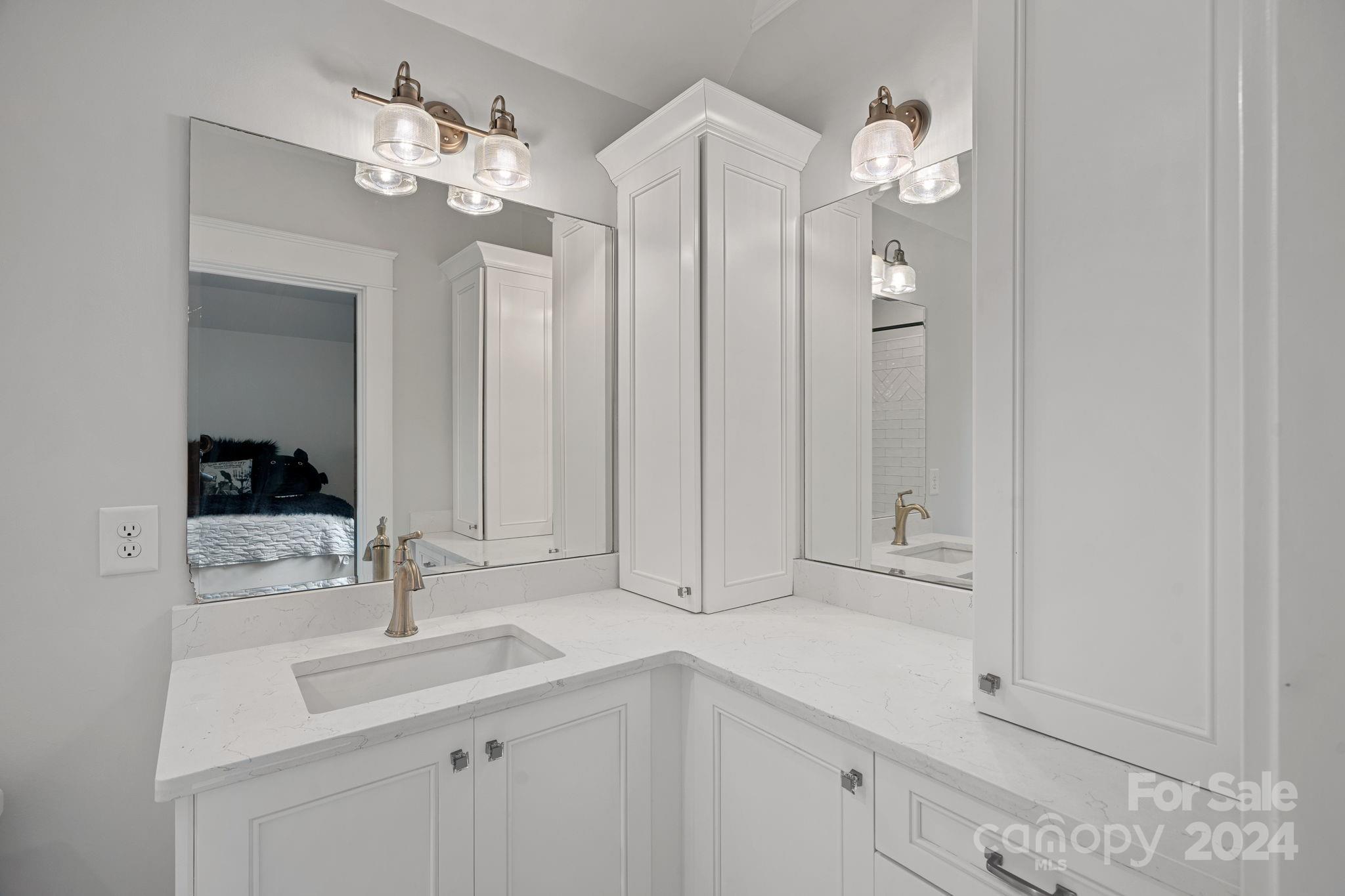 1531 Lynway Drive Charlotte NC 28203