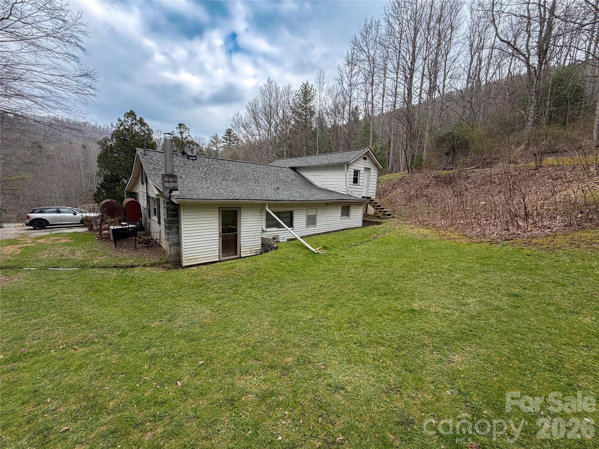 658 Upper Hanging Rock Road Spruce Pine NC 28777