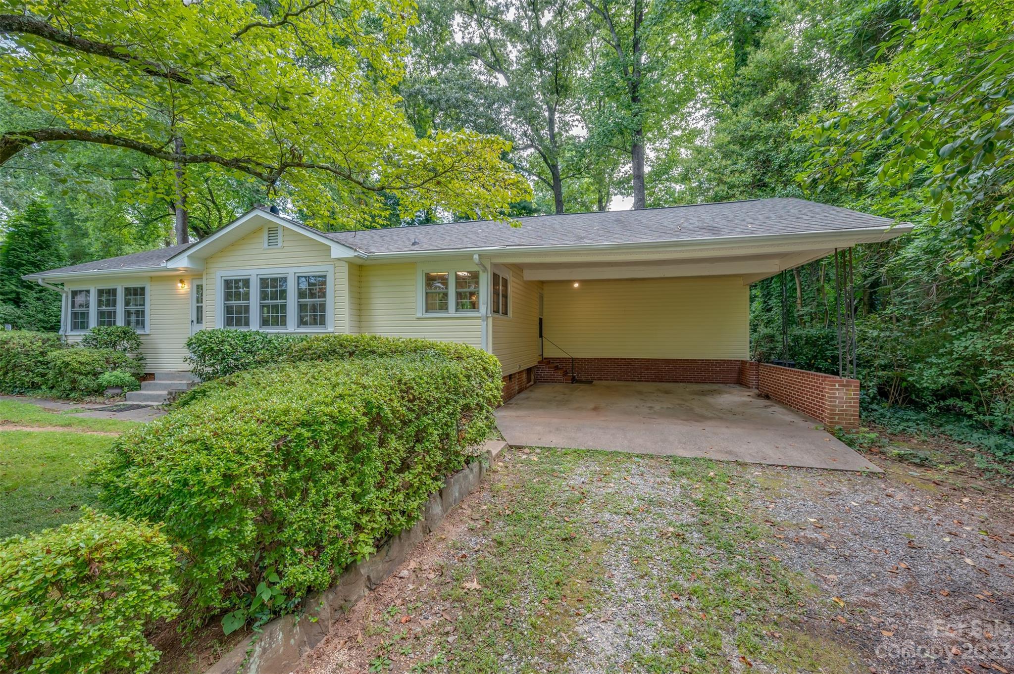 117 Whitney Avenue Tryon NC 28782