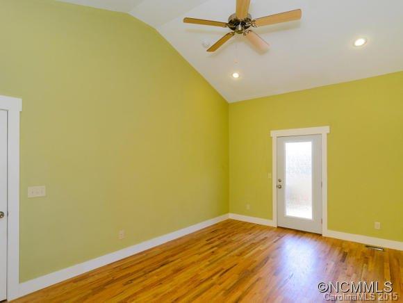 10 Moore Avenue Asheville NC 28806