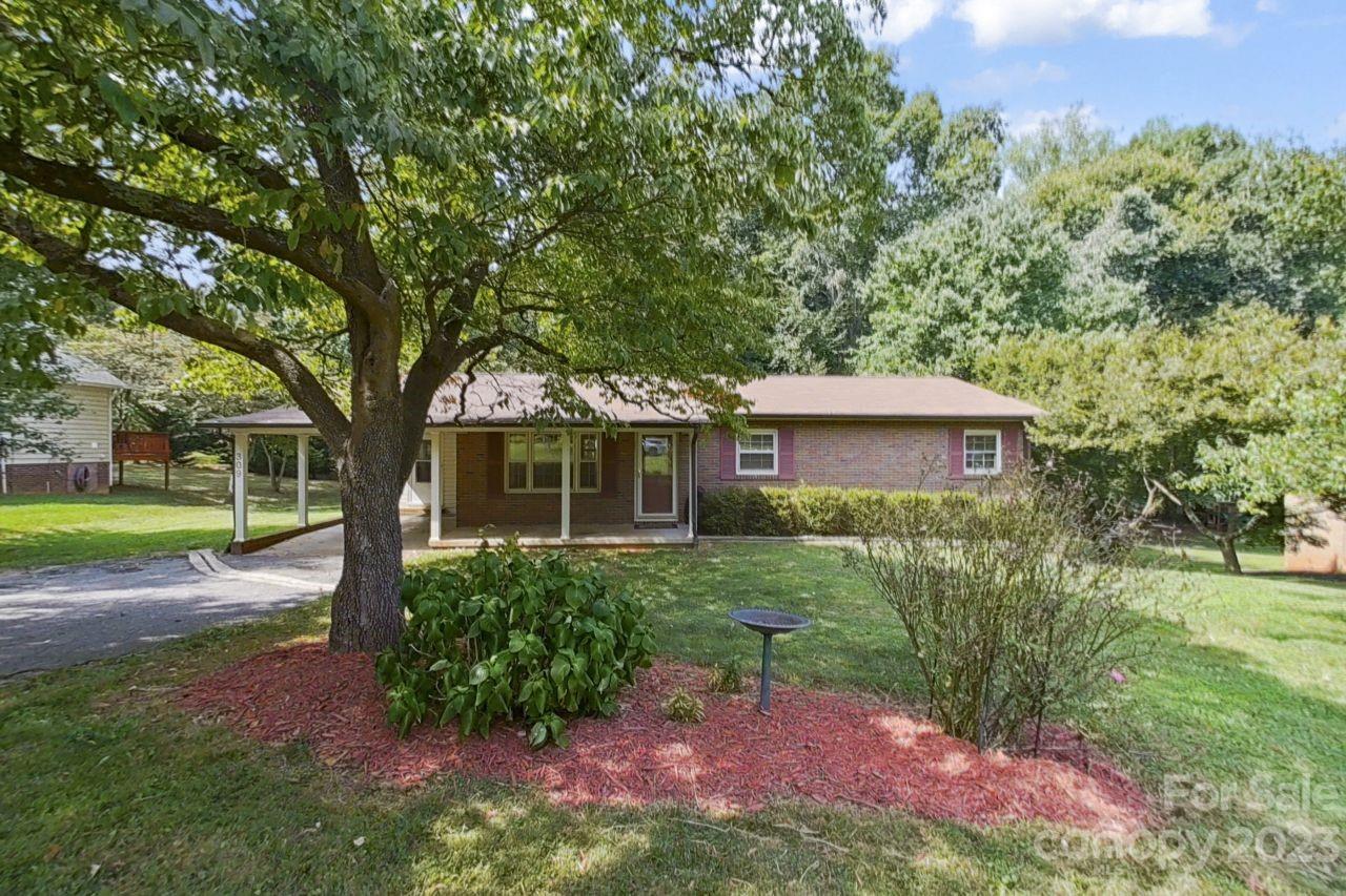 309 S Toria Drive Statesville NC 28625