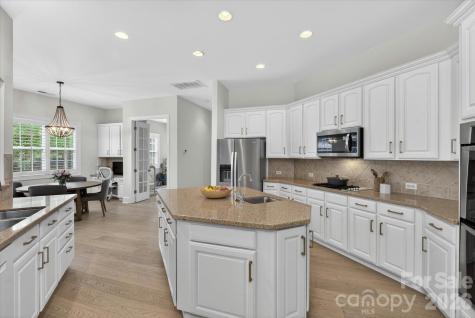 6512 Springs Mill Road Charlotte NC 28277