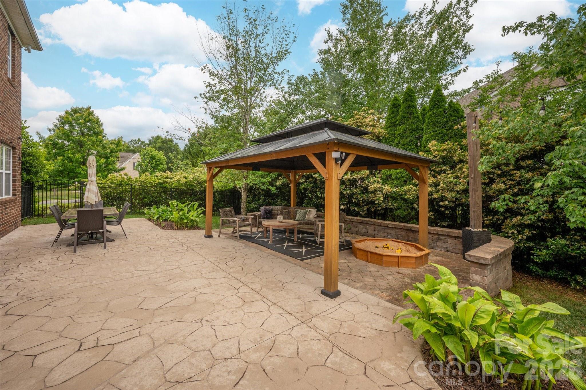 6512 Springs Mill Road Charlotte NC 28277