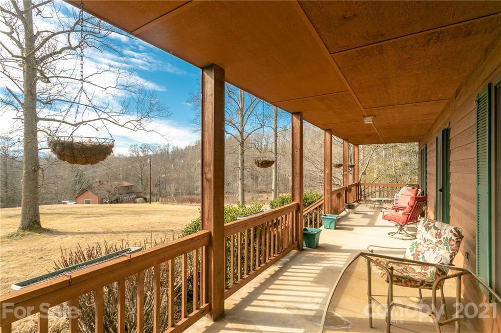 355 Poplar Drive Candler NC 28715