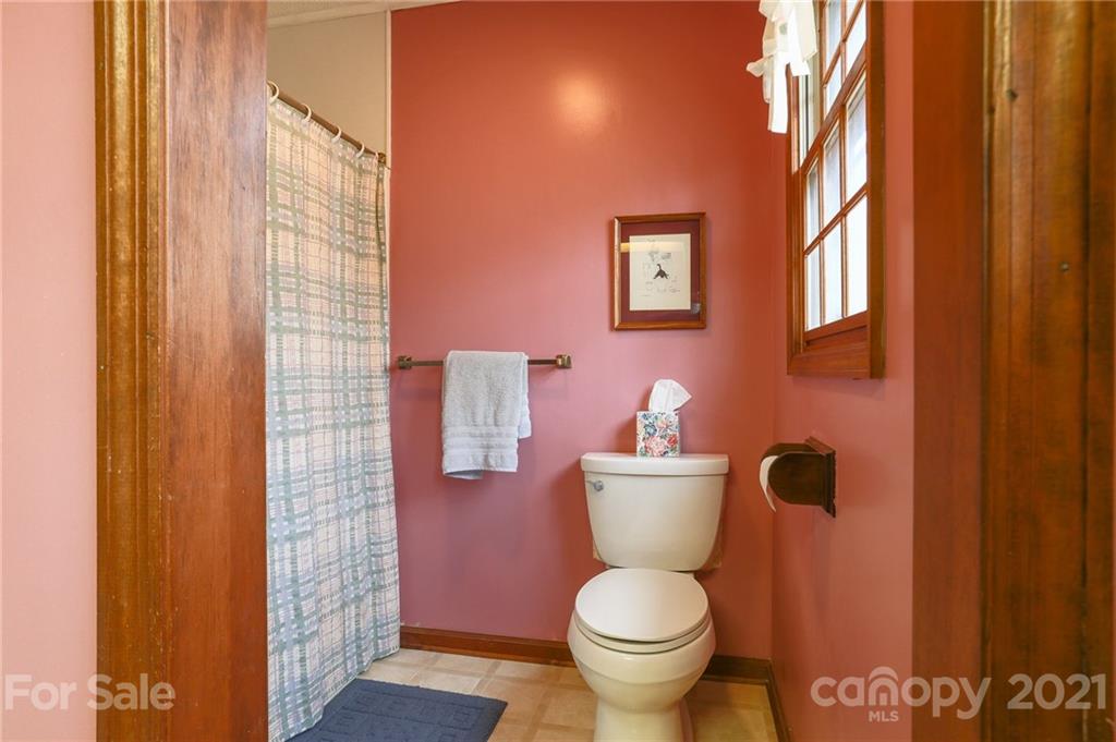355 Poplar Drive Candler NC 28715