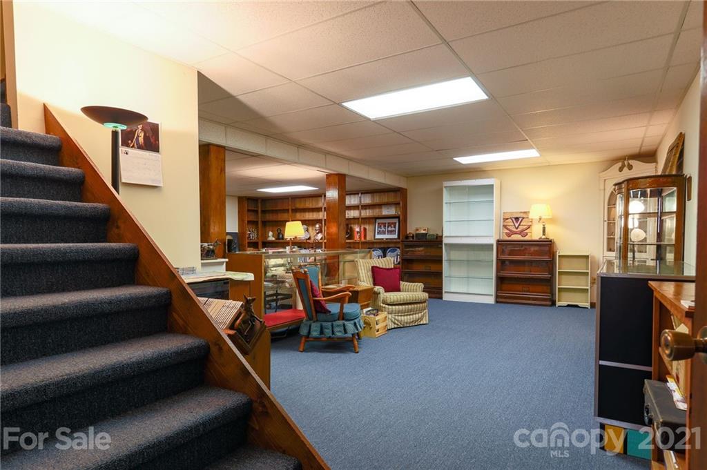 355 Poplar Drive Candler NC 28715