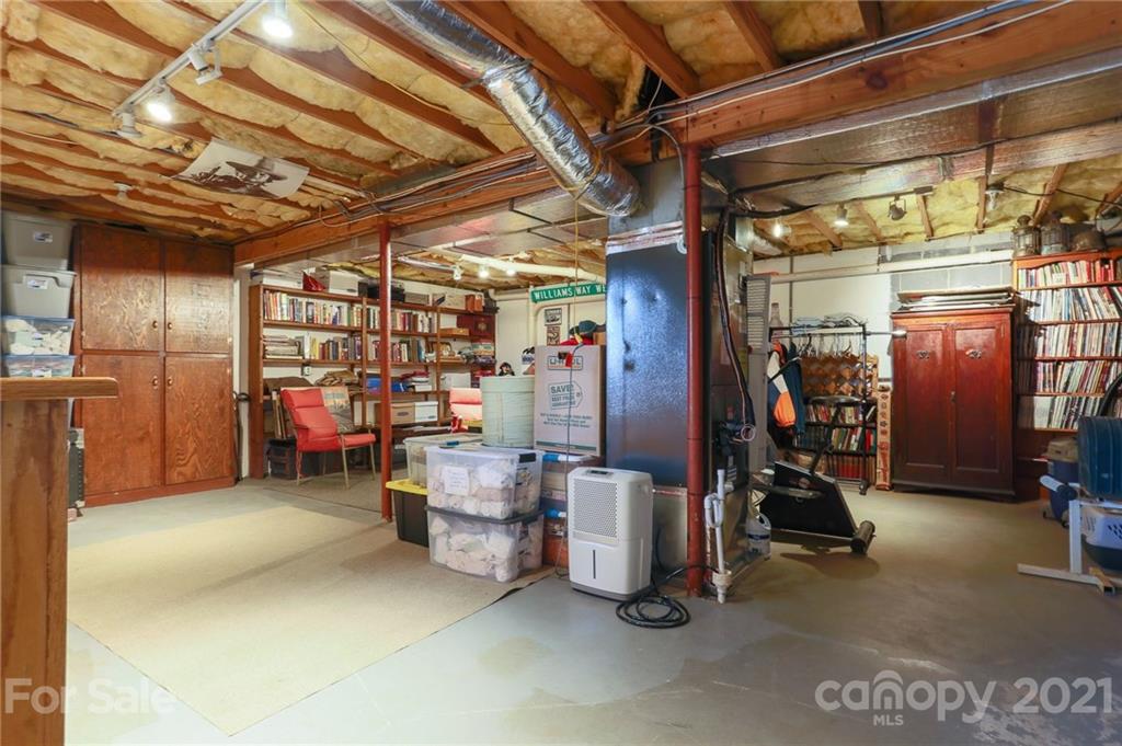 355 Poplar Drive Candler NC 28715